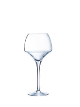 Open Up vinglas fra Arcoroc – elegant designet rødvinsglas med moderne form, perfekt til professionel servering og vinoplevelser.