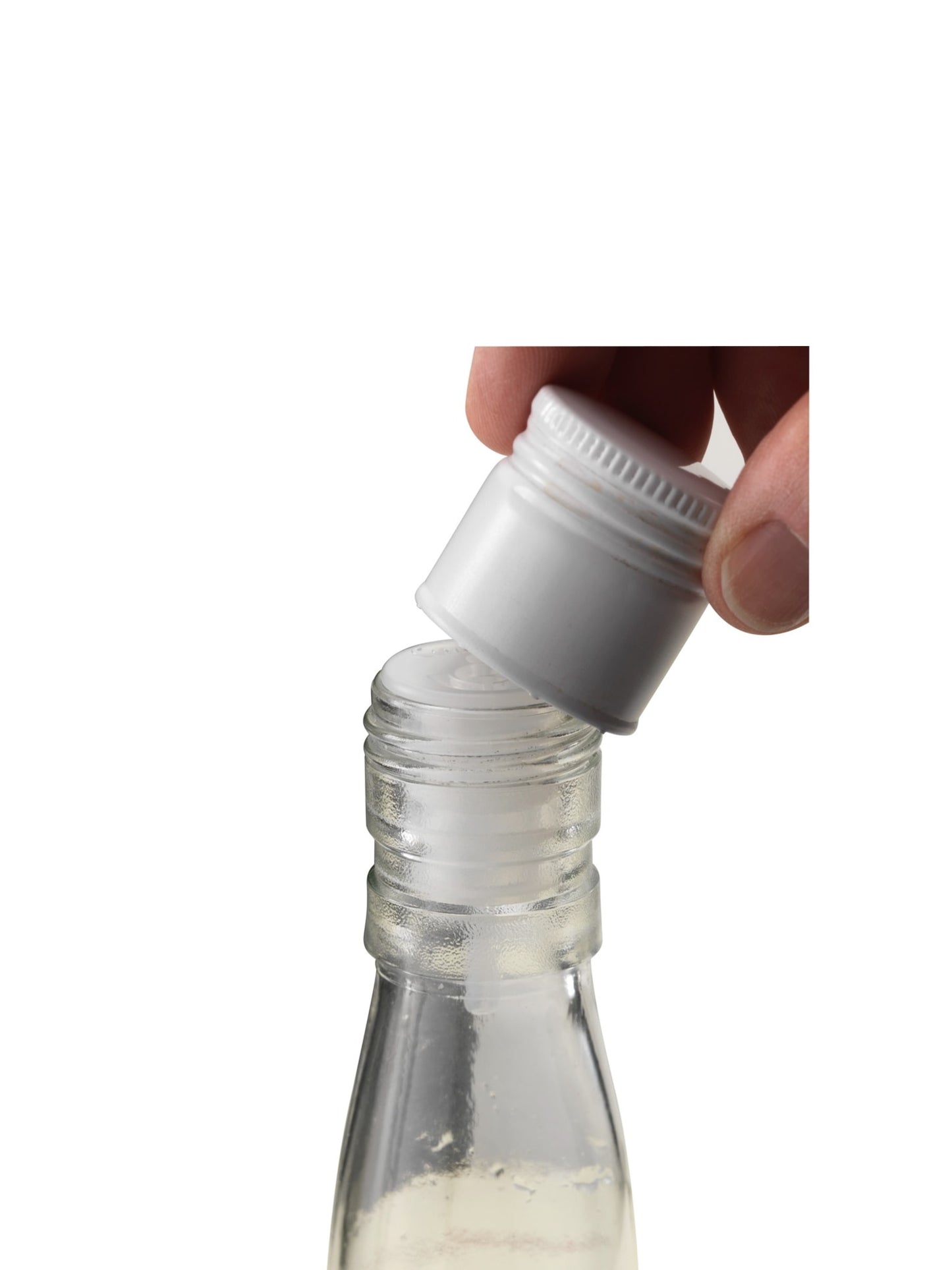 Erleben Sie den Komfort, einen Aufsatz zu haben, der leicht zu montieren ist und Ihre Flaschen sicher verschließt.