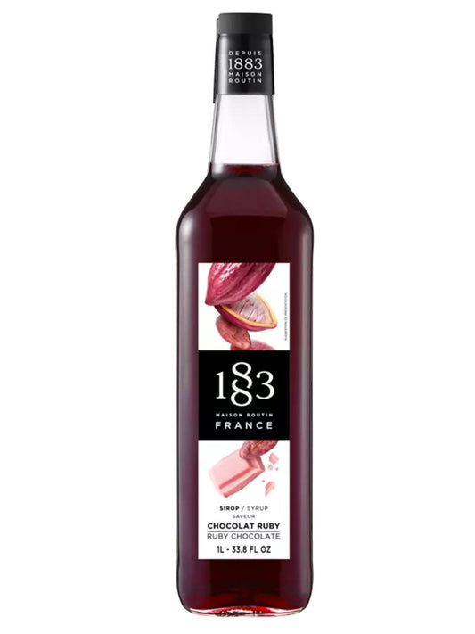 1883 Ruby Chokoladesirup – intens chokoladesirup med rubinrød nuance, perfekt til desserter og cocktails