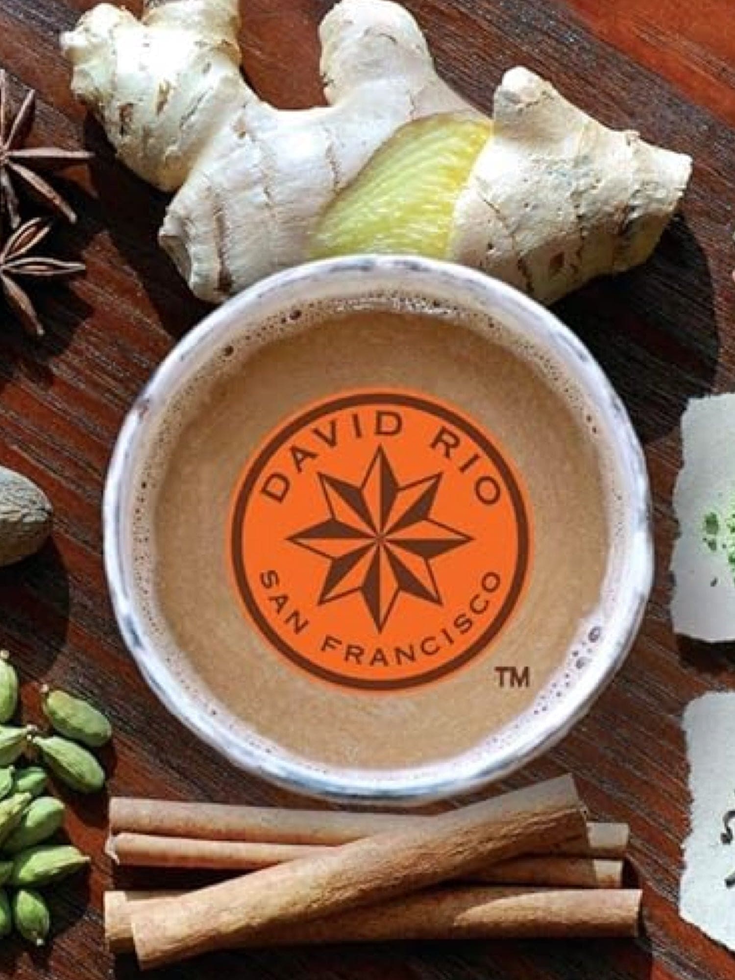 David Rio Tiger Spice Chai – cremet og krydret chai latte pulver med en perfekt balance af sødme og varme krydderier.