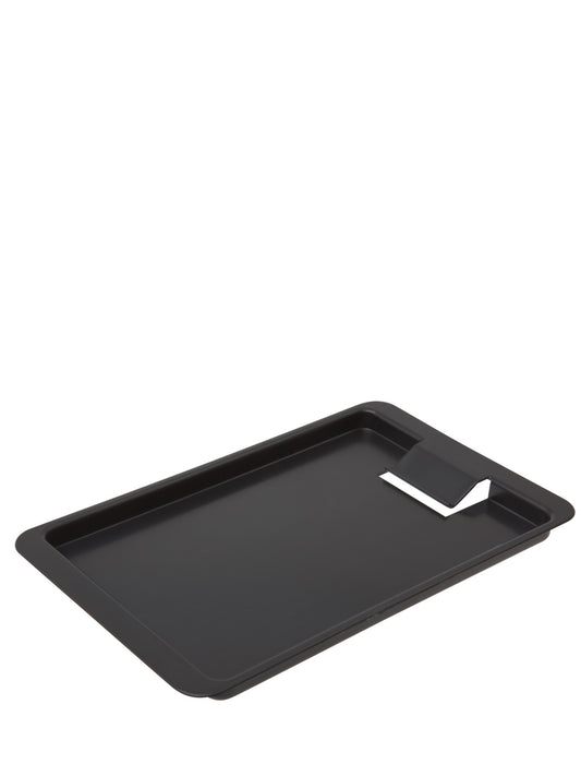 Sort plastbakke med clips - en praktisk og holdbar bakke til servering af drinks og cocktail