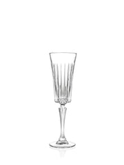 Her er fem alternativer til alt-tekstbeskrivelser på dansk, tysk og engelsk:  Dansk:  RCR Timeless Champagneglas (21 cl) - et elegant og tidløst glas perfekt til at nyde boblerne